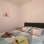 Pour 2 Au Coeur Du Massif Du Sancy - Fr-1-858-37 La Bourboule