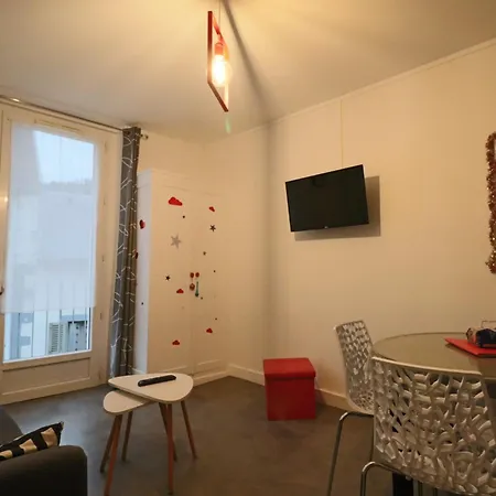 Pour 2 Au Coeur Du Massif Du Sancy - Fr-1-858-37 Appartamento *
