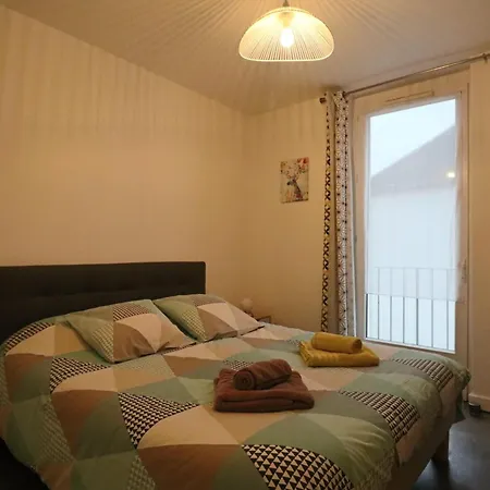 Pour 2 Au Coeur Du Massif Du Sancy - Fr-1-858-37 *