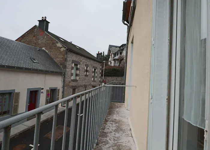 Pour 2 Au Cœur Du Massif Du Sancy - Fr-1-858-37 Appartement