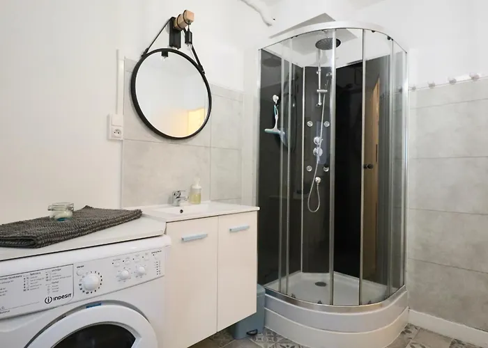 Appartement Pour 2 Au Cœur Du Massif Du Sancy - Fr-1-858-37 La Bourboule